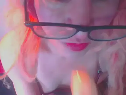 Shiny_Jennifer – webcam model profile photo Image 4