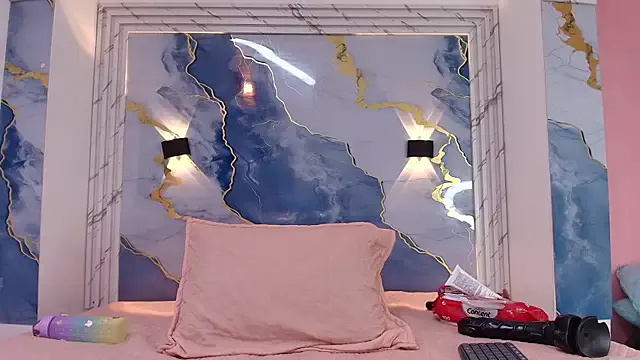 ThelmaJusto – webcam model profile photo Image 10