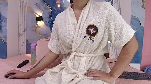 ThelmaJusto – webcam model profile photo Image 11