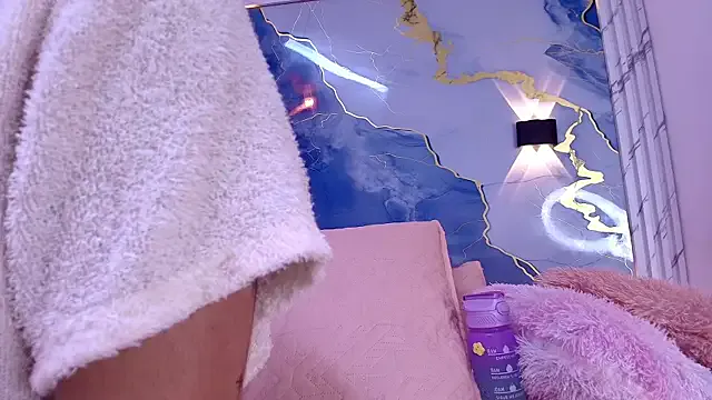 ThelmaJusto – webcam model profile photo Image 8