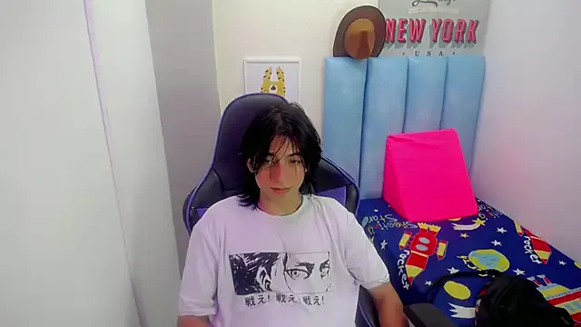  – webcam model profile photo Image 7