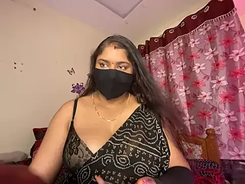 Megu_Melon – webcam model profile photo Image 11