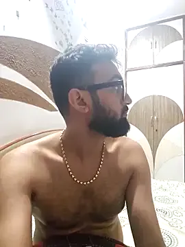 Prettyrichy – webcam model profile photo Image 13