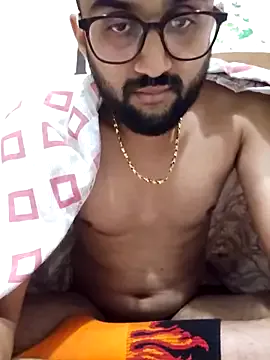 Prettyrichy – webcam model profile photo Image 7