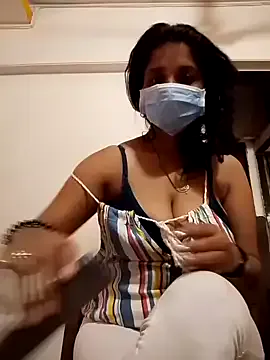 Mia--meow – webcam model profile photo Image 5