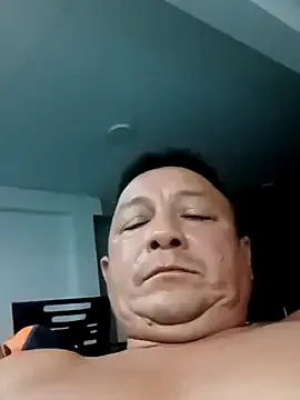 dirtypub – webcam model profile photo Image 6