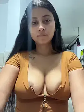 Hot_Mayra25 – webcam model profile photo Image 9