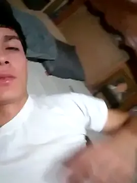 PumaShyXD – webcam model profile photo Image 11