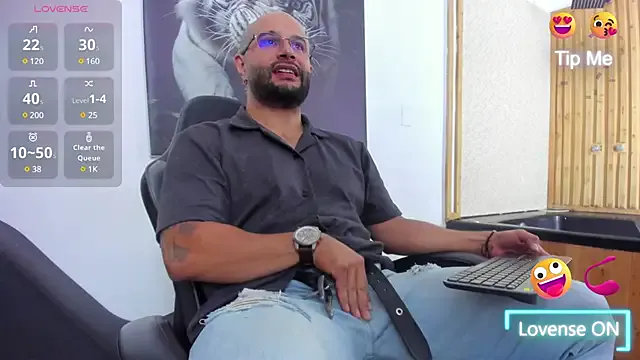  – webcam model profile photo Image 6