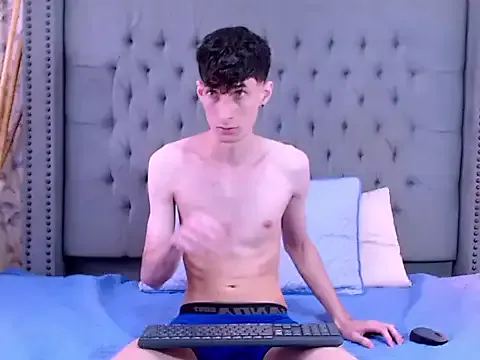  – webcam model profile photo Image 5