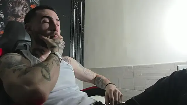  – webcam model profile photo Image 6