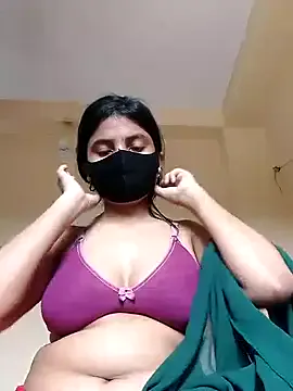 – webcam model profile photo Image 2