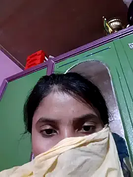 – webcam model profile photo Image 9