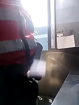 ManaMi-maru – webcam model profile photo Image 8