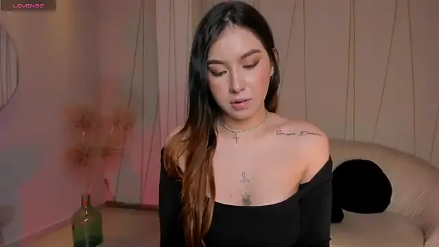 Hazuki_8 – webcam model profile photo Image 12