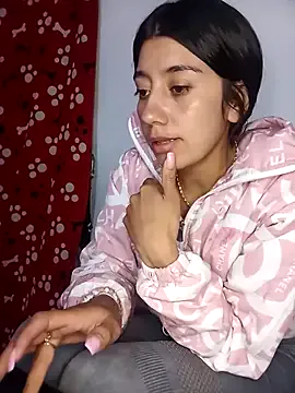 Nonchan_ – webcam model profile photo Image 16