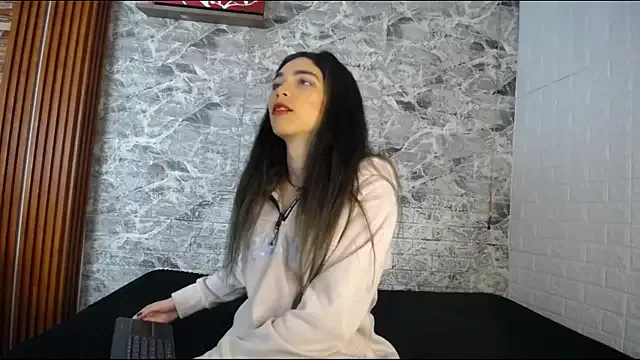 LOVE_MIREI_LOVE – webcam model profile photo Image 11