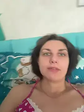  – webcam model profile photo Image 3