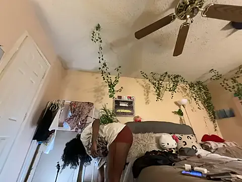 dirtypub – webcam model profile photo Image 3