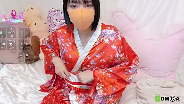 Nonchan_ – webcam model profile photo Image 18