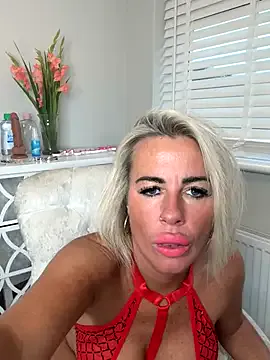 Garima_G – webcam model profile photo Image 18