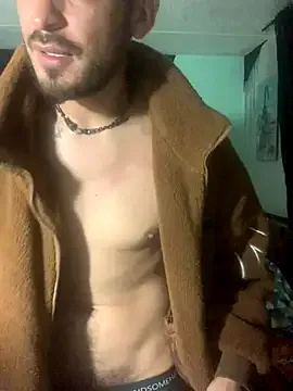  – webcam model profile photo Image 2