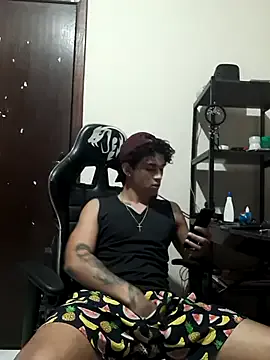 Rodrigues_Lucas – webcam model profile photo Image 8