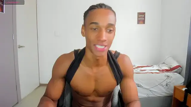 kai101010 – webcam model profile photo Image 2