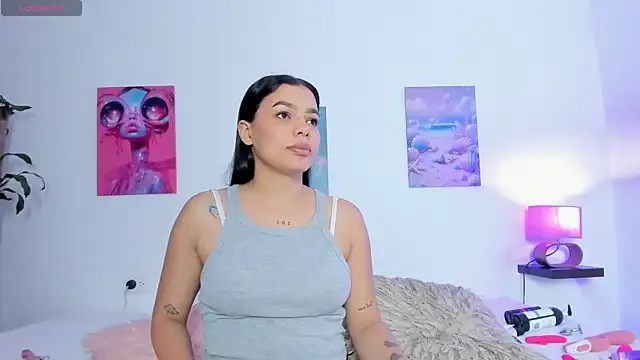 LilyWilder – webcam model profile photo Image 8