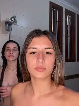 hina_porn – webcam model profile photo Image 2