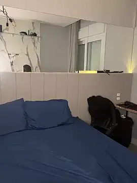 hina_porn – webcam model profile photo Image 4