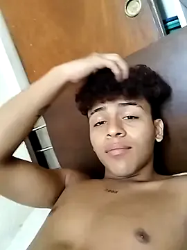 Nonchan_ – webcam model profile photo Image 17