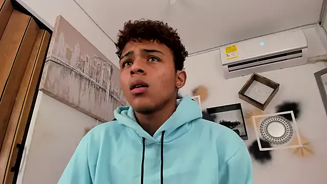 Nonchan_ – webcam model profile photo Image 5