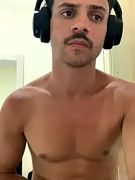 Manugic19 – webcam model profile photo