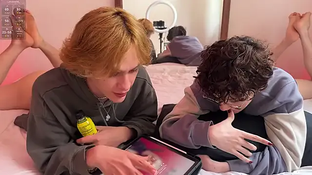 Sara_fun – webcam model profile photo Image 2