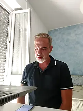 Priyanka_Pal – webcam model profile photo Image 8