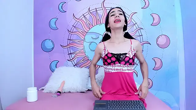 LushianaFitness – webcam model profile photo Image 19