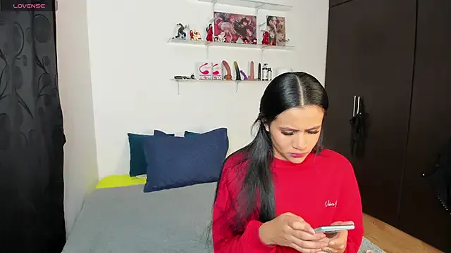 Nonchan_ – webcam model profile photo Image 18