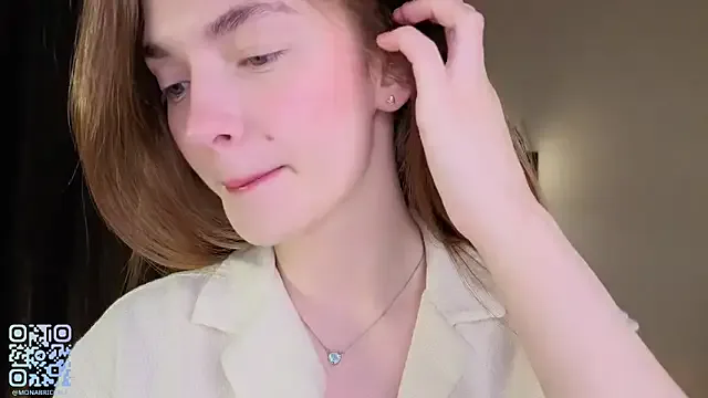 Nonchan_ – webcam model profile photo Image 8