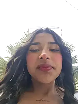 OliviaOcean69 – webcam model profile photo Image 9