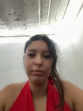 SheIsSomething – webcam model profile photo Image 14