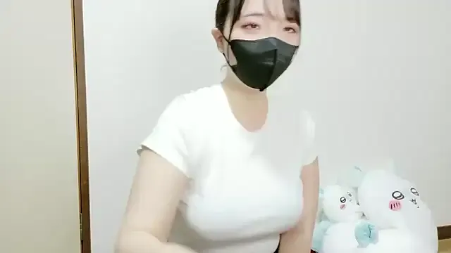 roouse – webcam model profile photo Image 7