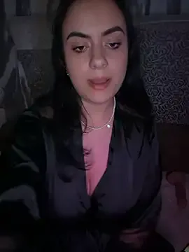 FaaBinaa – webcam model profile photo Image 2