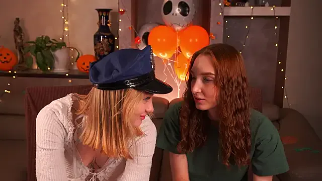 merycouple – webcam model profile photo Image 2