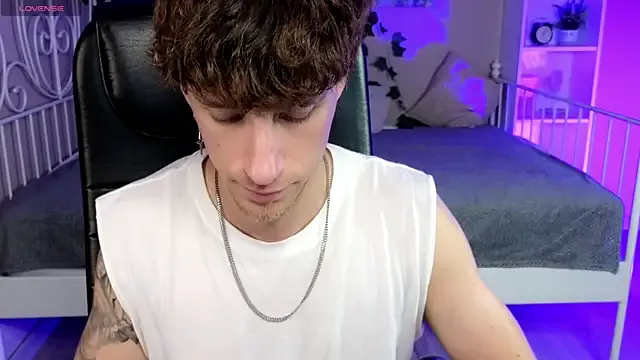 NANA_7 – webcam model profile photo Image 6