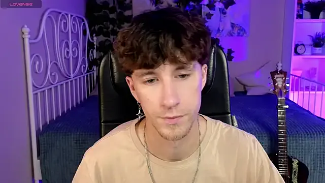 NANA_7 – webcam model profile photo Image 7