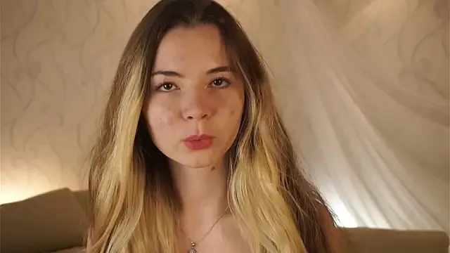 Nonchan_ – webcam model profile photo Image 6