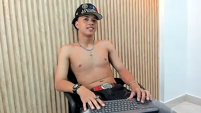 JerkDaddy72 – webcam model profile photo Image 2