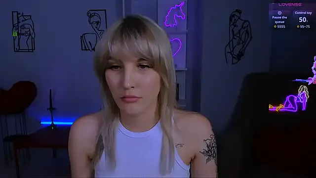 Mia--meow – webcam model profile photo Image 15