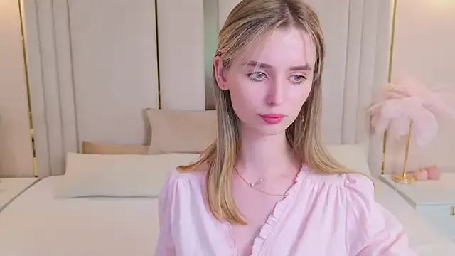 yiyi5588 – webcam model profile photo Image 5